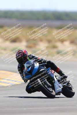 media/Sep-25-2023-Moto Forza (Mon) [[81ffa65e0a]]/B-C Group/Session 3 (Turn 16)/